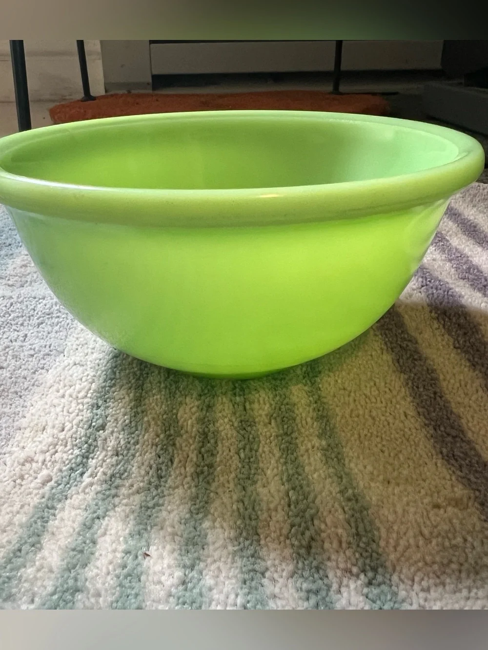 VINTAGE JADEITE MIXING BOWL